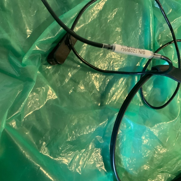 NWOT Plantronics SHS1890-10 Push-to-Talk Headset Amplifier with ear piece - Picture 6 of 6